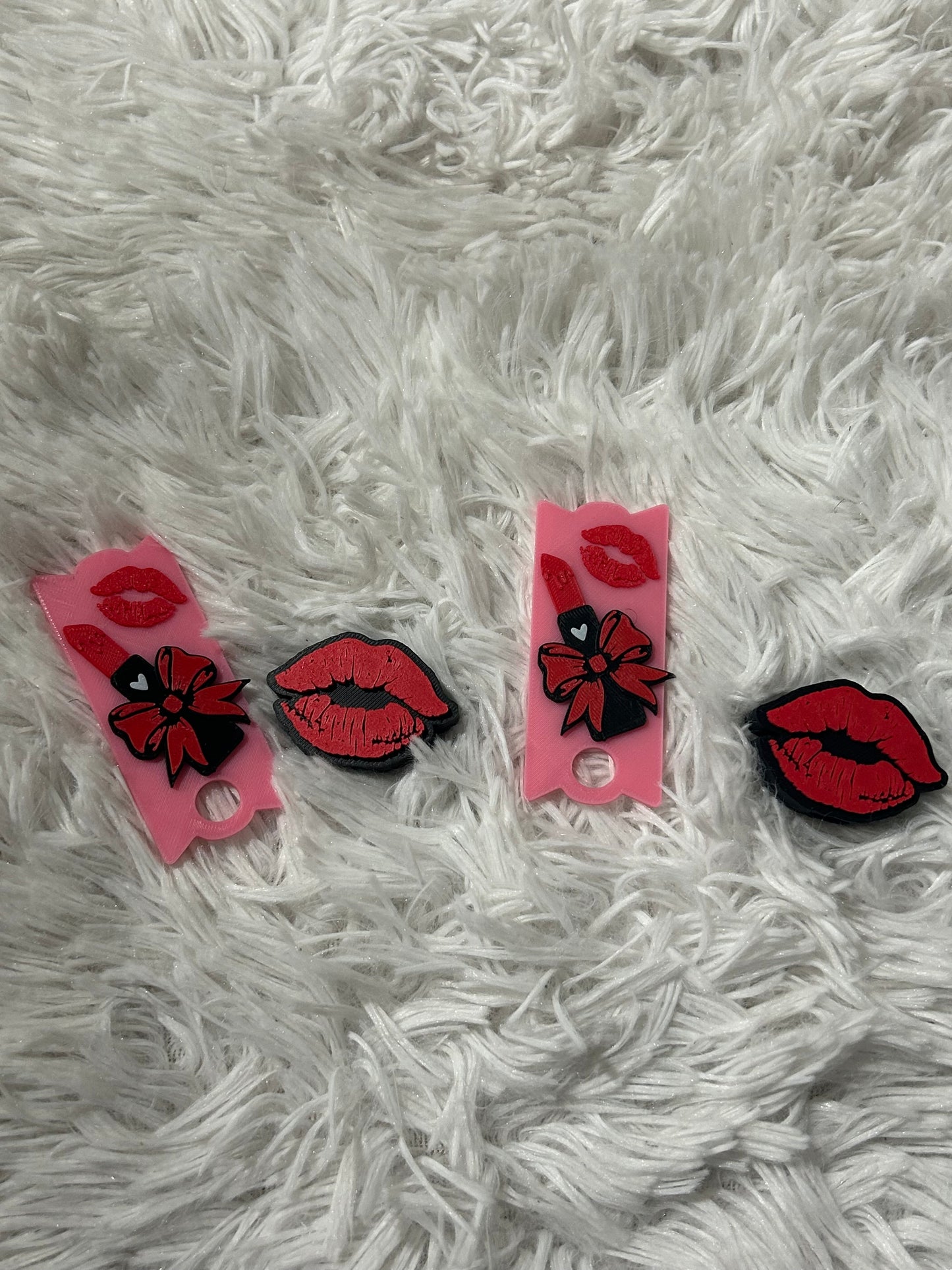 Kiss Me 3D Lid & Straw Topper